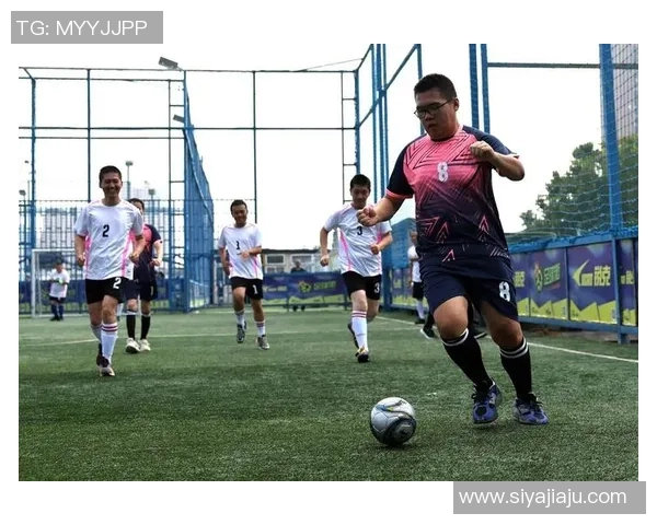 热情洋溢的绿茵场上那些以热字开头的足球明星们