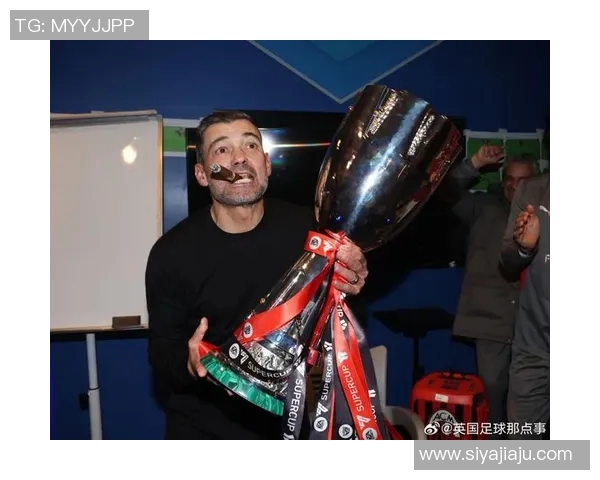 当足球明星的前男友重返生活他是否能赢得她的心和未来 当足球明星的前男友重返生活他是否能赢得她的心和未来