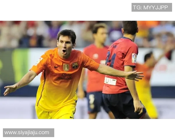 足球明星在球场上的精彩瞬间与风采展示