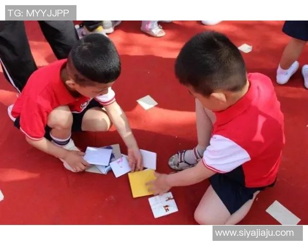 大容量书包助力足球明星梦想成真，携带无忧畅享运动乐趣